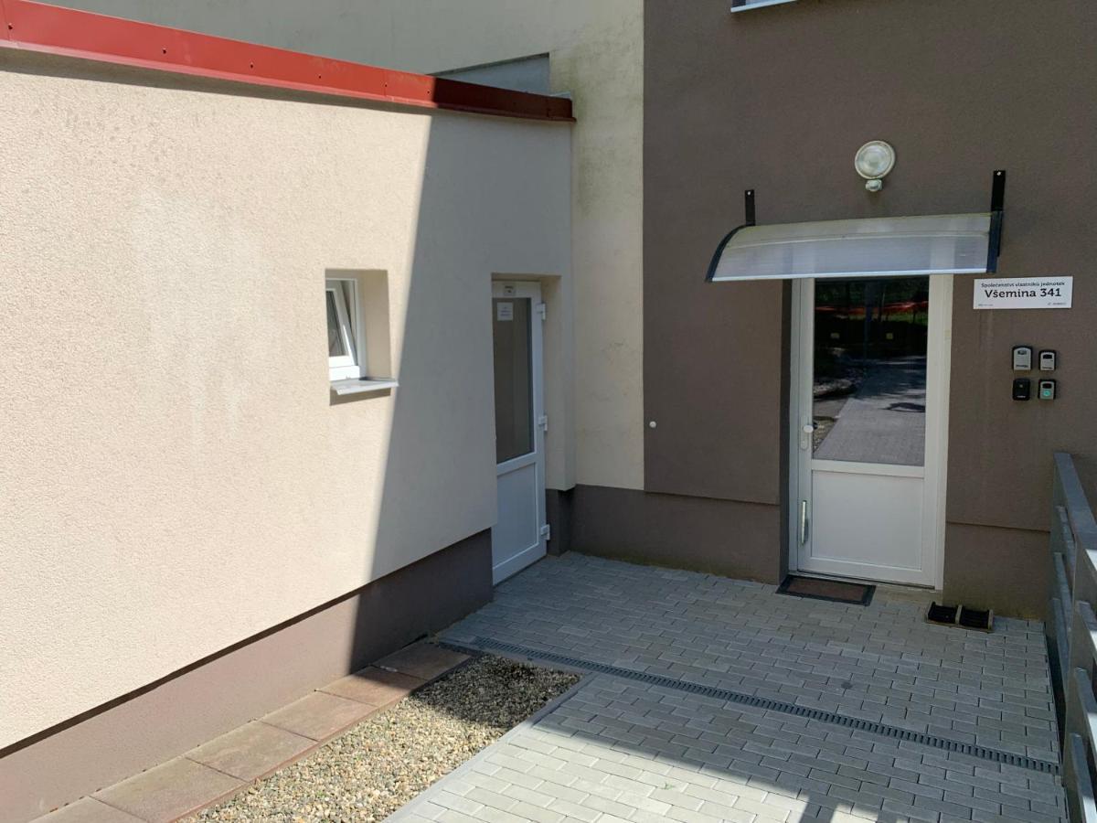 Vsemina Apartman Luzkovice Exterior foto
